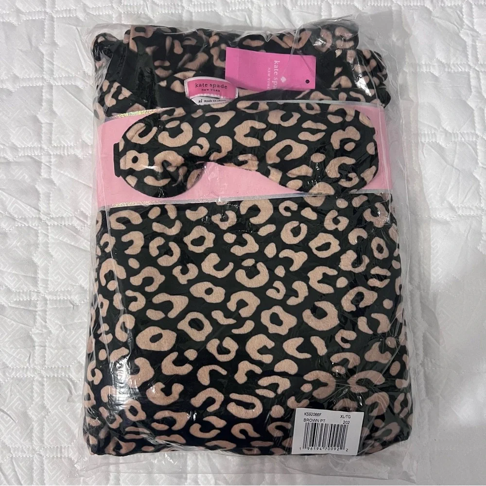 Kate Spade Pajama Set XL Jogger Sleepwear Eyemask Long Sleeve NWT
